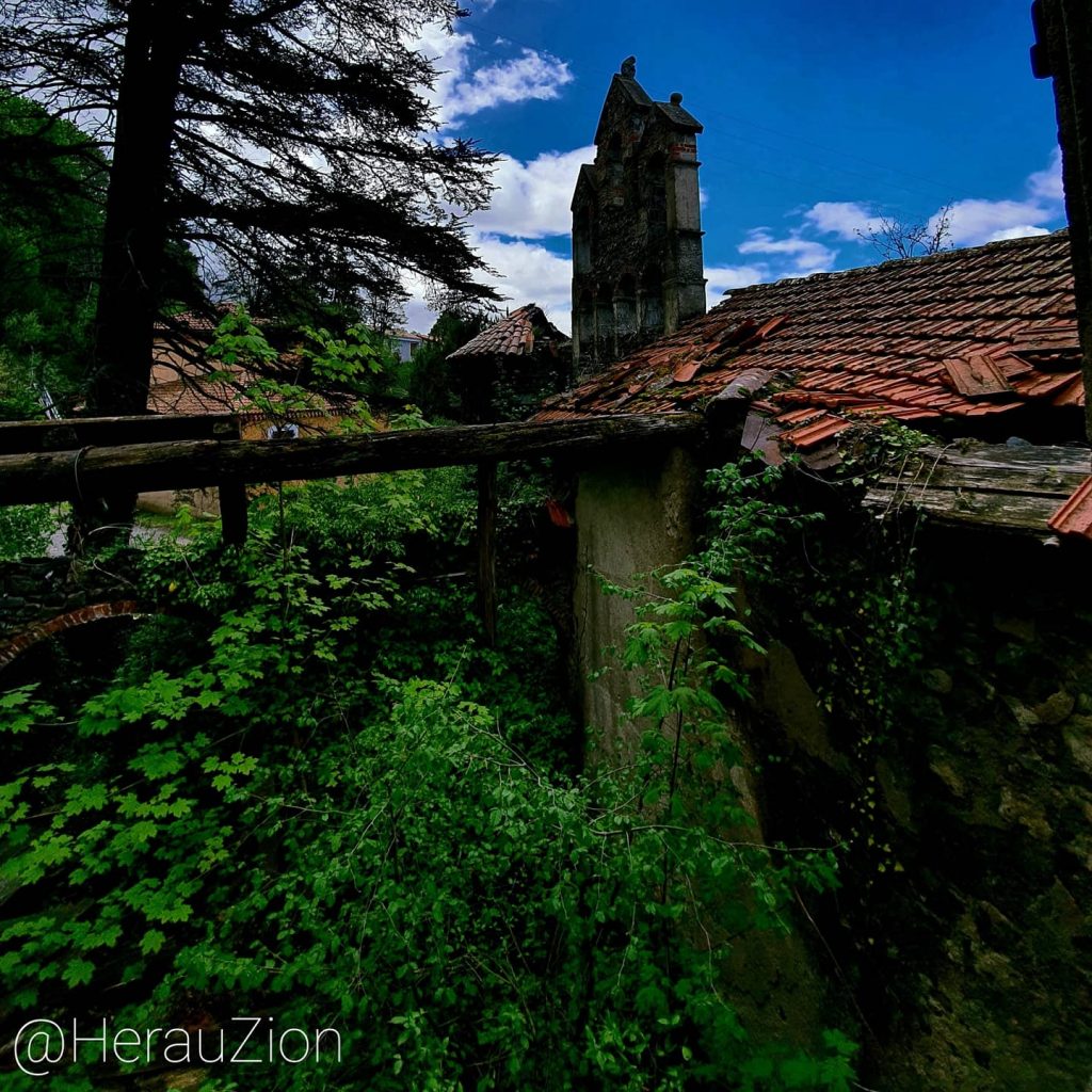 Photo réalisée lors d'un urbex aux alentours du Puy-en-Velay