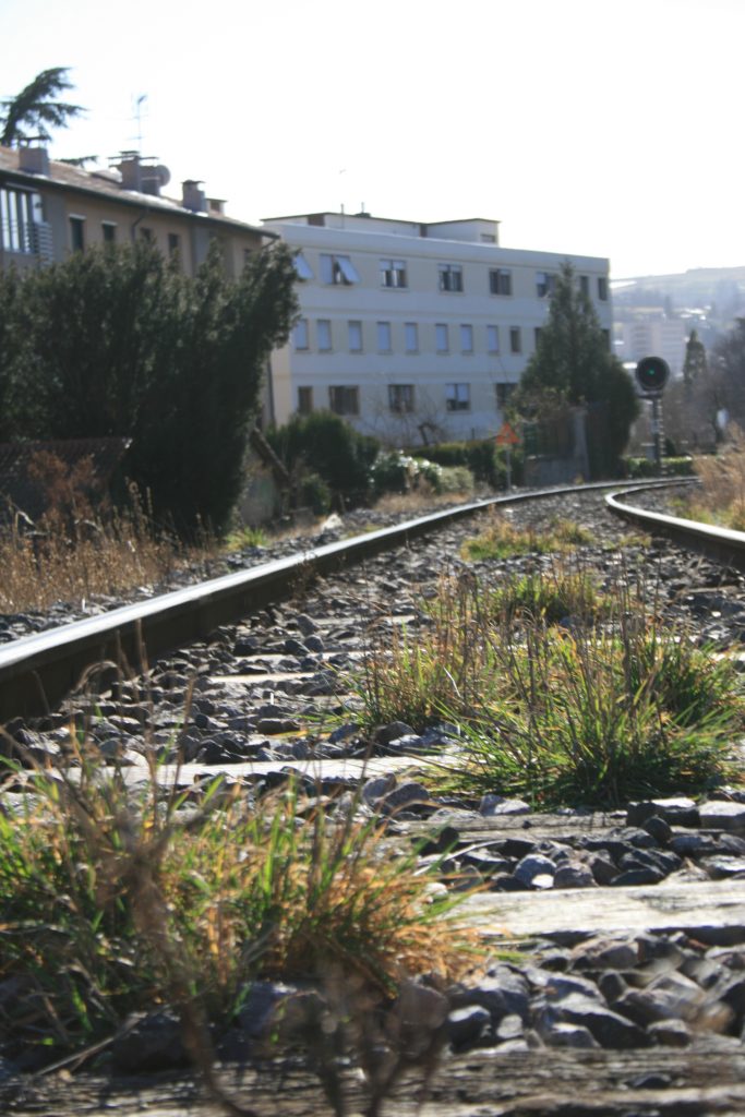 Photo de rails réalisée pour un projet scolaire lors de mon DUT